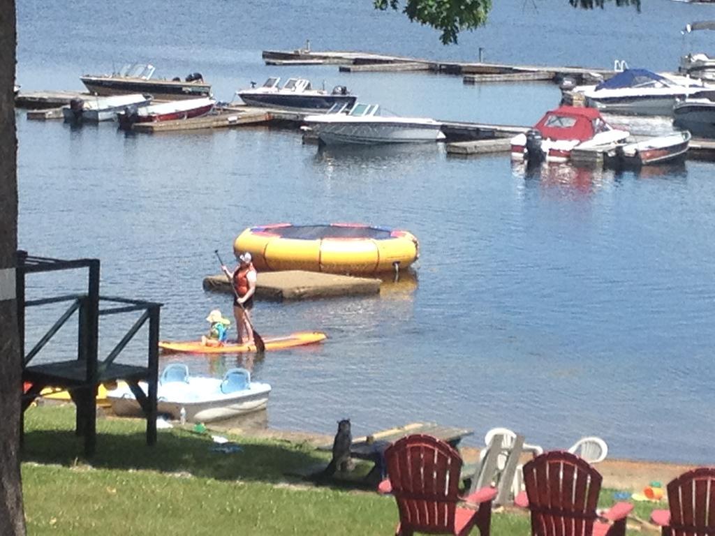 Algonquin Highlands Little Hawk Resort & Marina מראה חיצוני תמונה