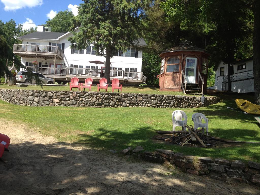 Algonquin Highlands Little Hawk Resort & Marina מראה חיצוני תמונה