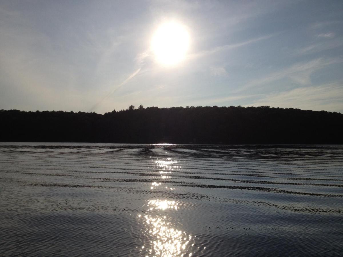 Algonquin Highlands Little Hawk Resort & Marina מראה חיצוני תמונה