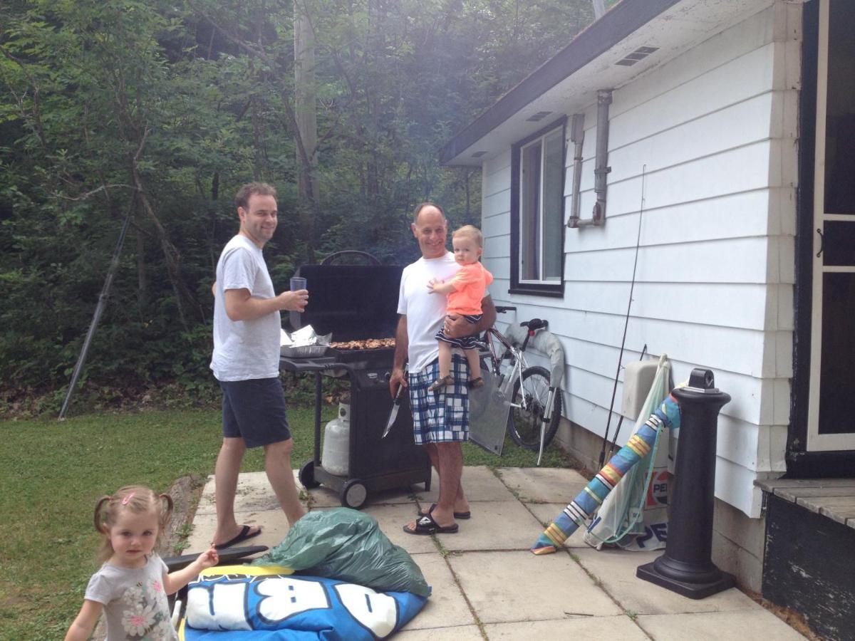 Algonquin Highlands Little Hawk Resort & Marina מראה חיצוני תמונה