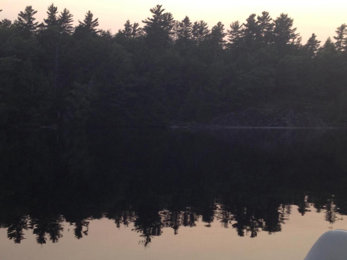 Algonquin Highlands Little Hawk Resort & Marina מראה חיצוני תמונה